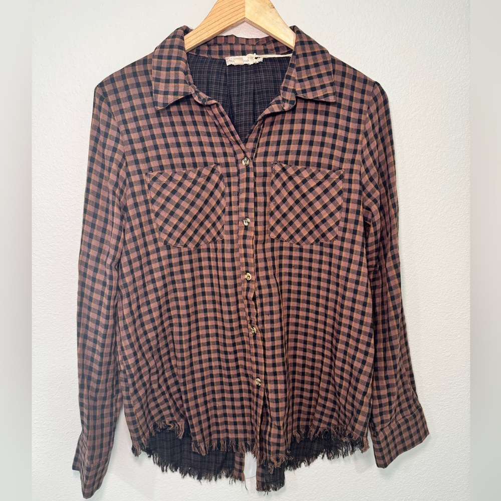 Hem & Thread Checkered Shirt in Black and Brown